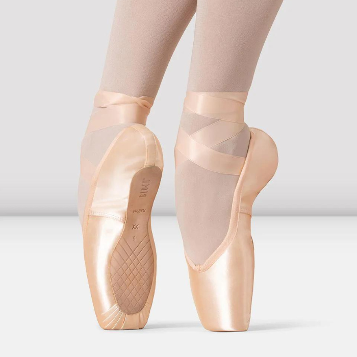 Raffine Pointe Shoe